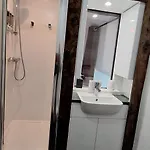 2 Double Bed Hottub District Дом отдыха